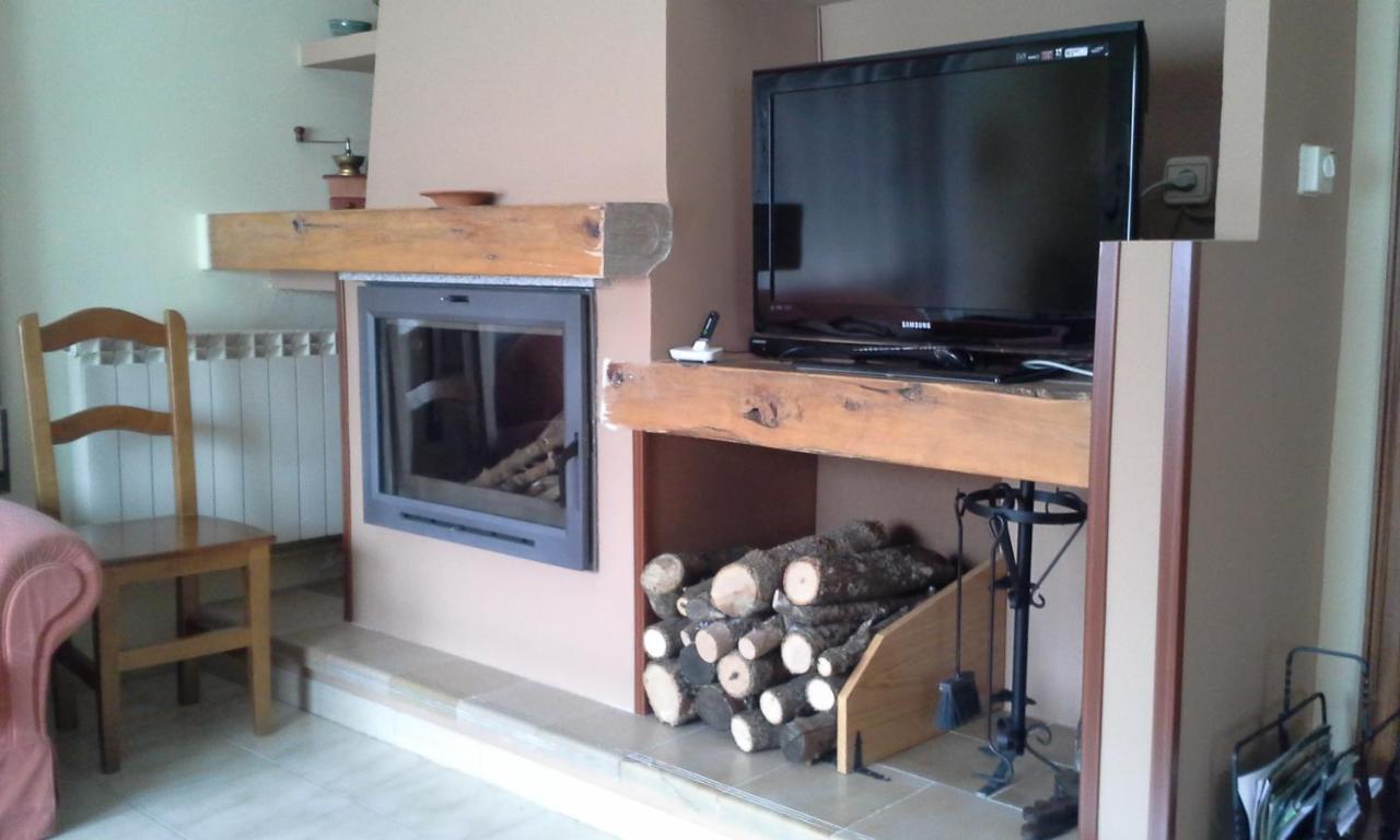 Casa Rural Las Tuyas En Segovia Palazuelos de Eresma Εξωτερικό φωτογραφία