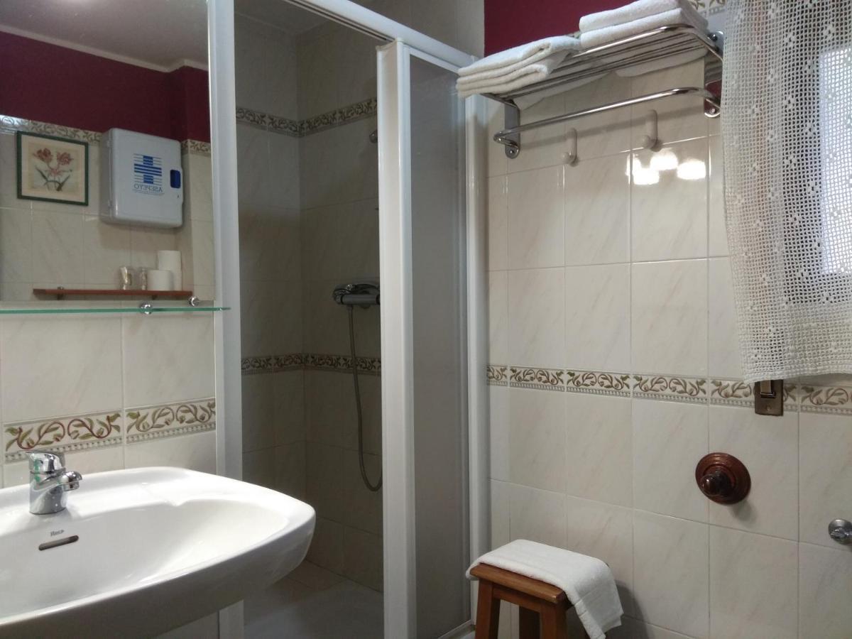 Casa Rural Las Tuyas En Segovia Palazuelos de Eresma Εξωτερικό φωτογραφία