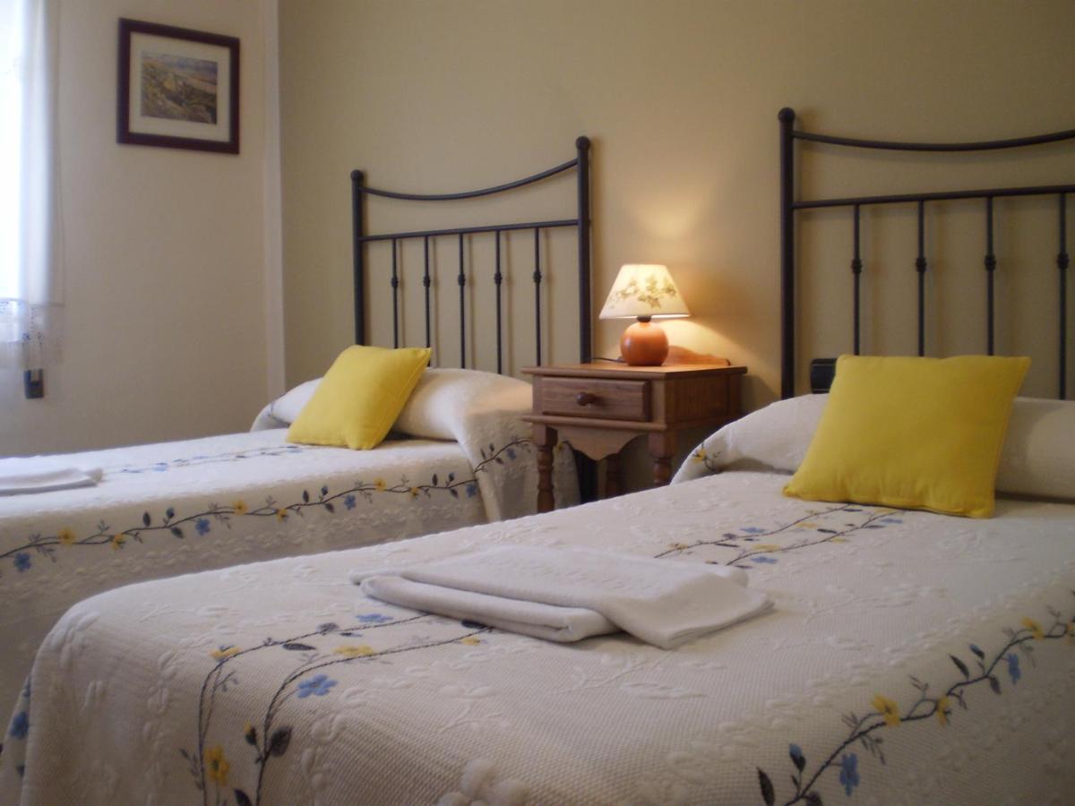 Casa Rural Las Tuyas En Segovia Palazuelos de Eresma Εξωτερικό φωτογραφία